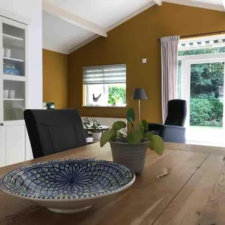 Sfeervol Vakantiehuis Op De Veluwe 2-6 Personen Putten Exterior photo